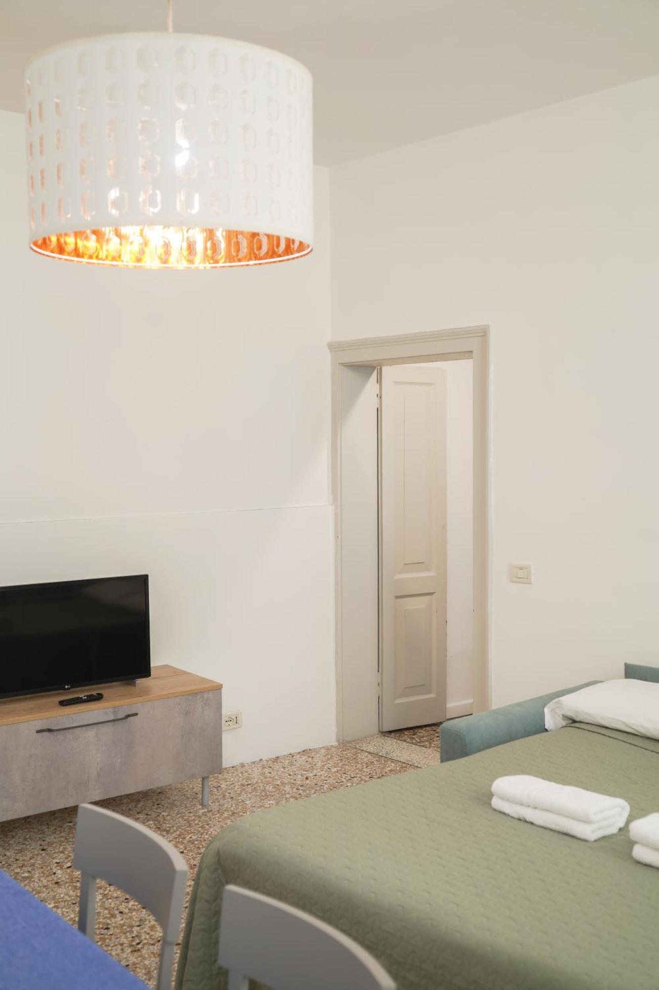 Melusina Apartments Rialto Венеція Екстер'єр фото